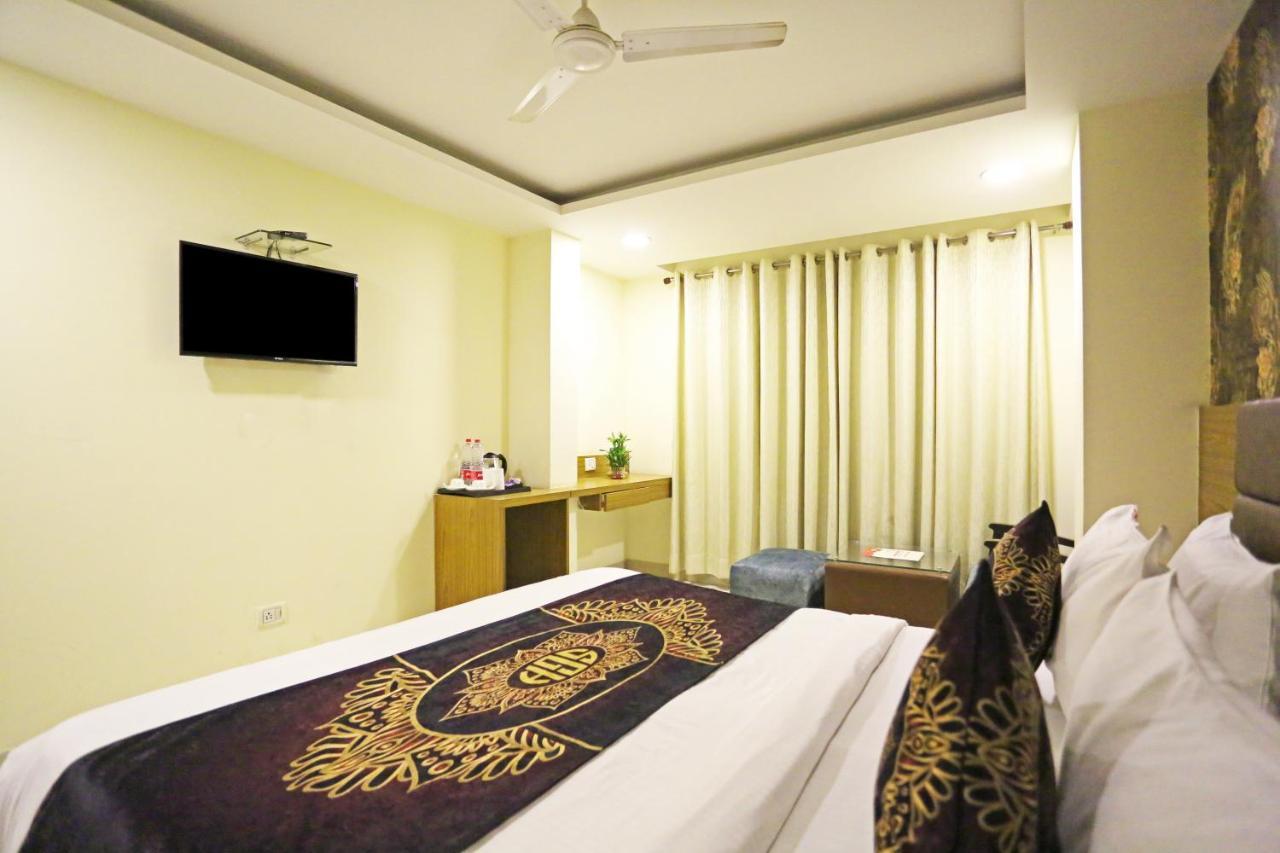 Hotel Grand Suites By D'Capitol Near Delhi Airport Nueva Delhi Exterior foto