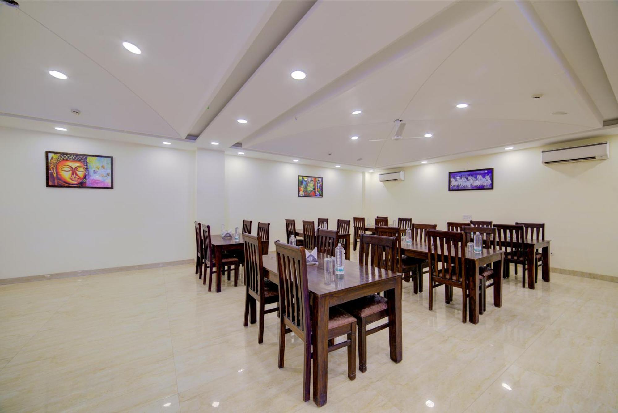 Hotel Grand Suites By D'Capitol Near Delhi Airport Nueva Delhi Exterior foto