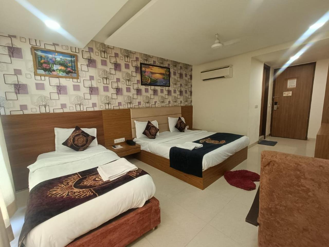Hotel Grand Suites By D'Capitol Near Delhi Airport Nueva Delhi Exterior foto